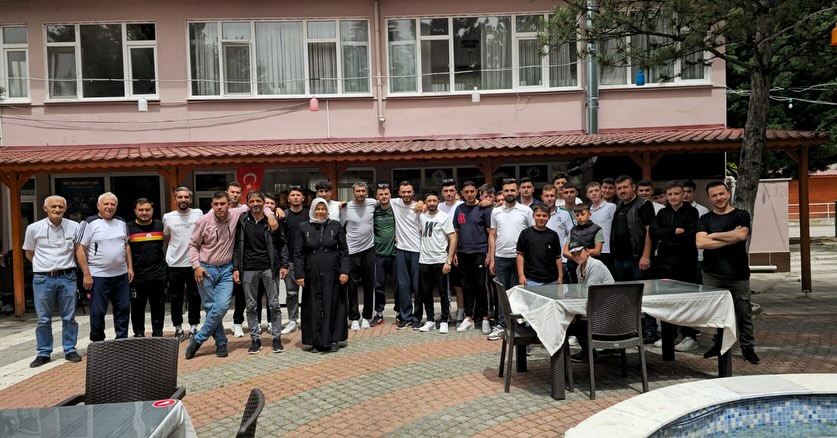 Şampiyon Kuruçay Spor 